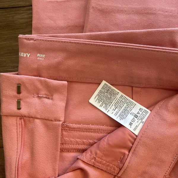 Old navy pixie ankle - Image 2