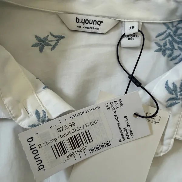 Nordstrom NWT B. Young Hasel Preppy Classic Minimalist Floral Embroidery Button down small - Image 9