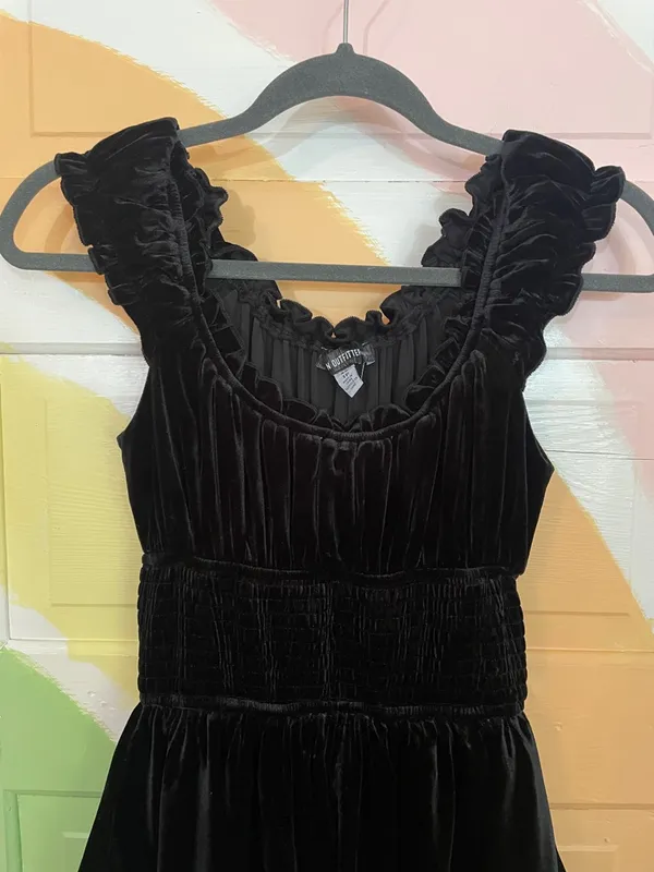 Urban Outfitters Rosie Velvet Smocked Waist Tiered Romper Dark Romantic~XS💚🎀 - Image 6