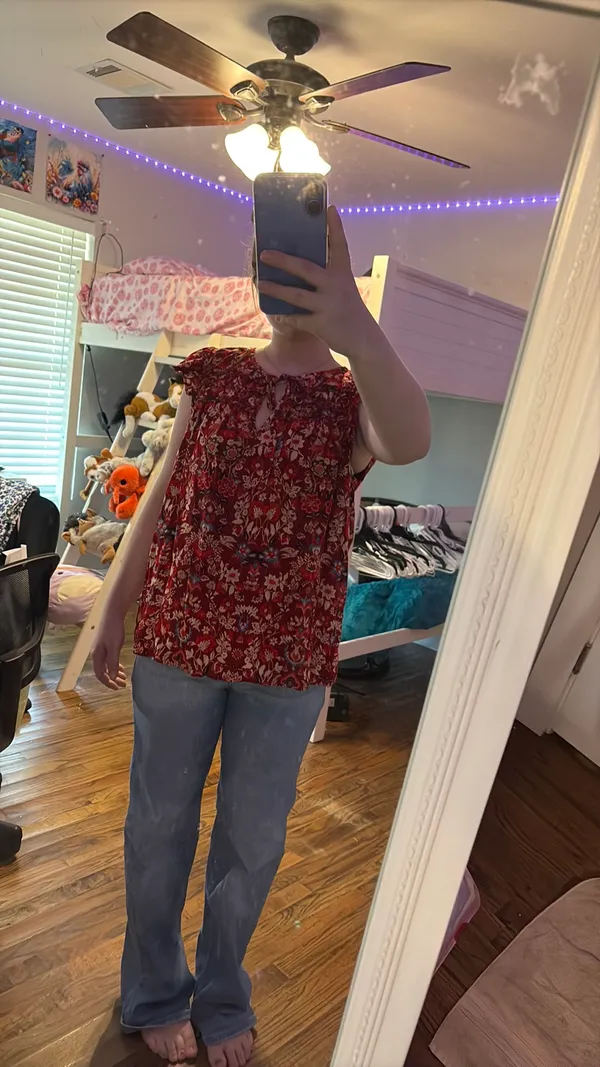 Loft Top Floral Sleeveless - Image 2
