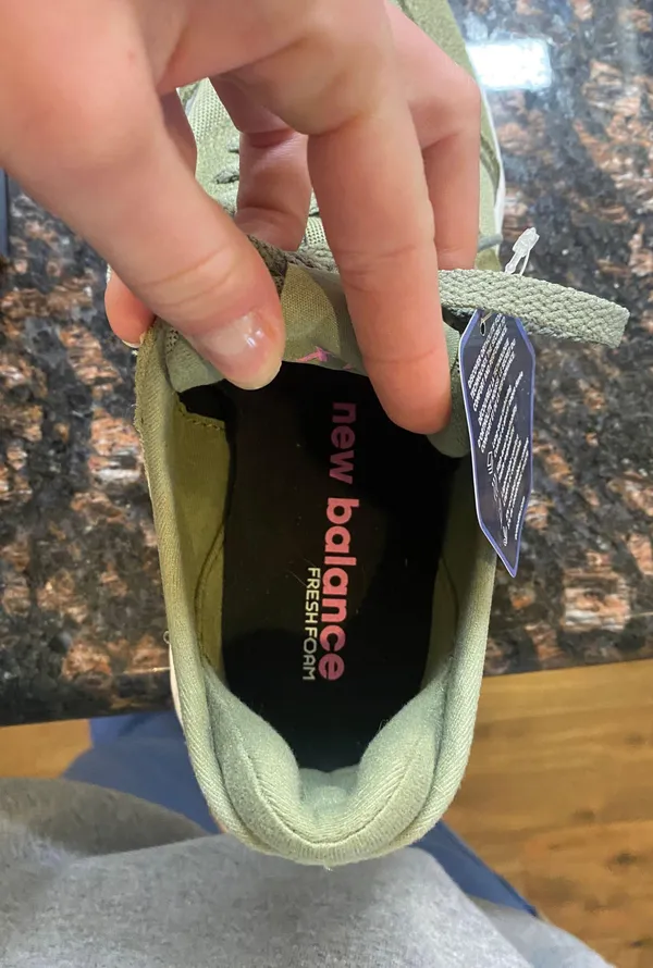 New Balance Shoe - Image 4