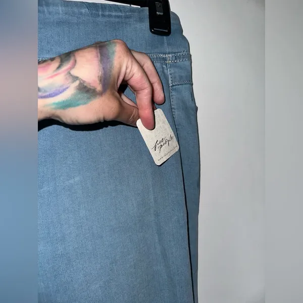NWT We The Free In My Feelings Cropped Slim Flare Jeans Sold Out On Free People - Image 5