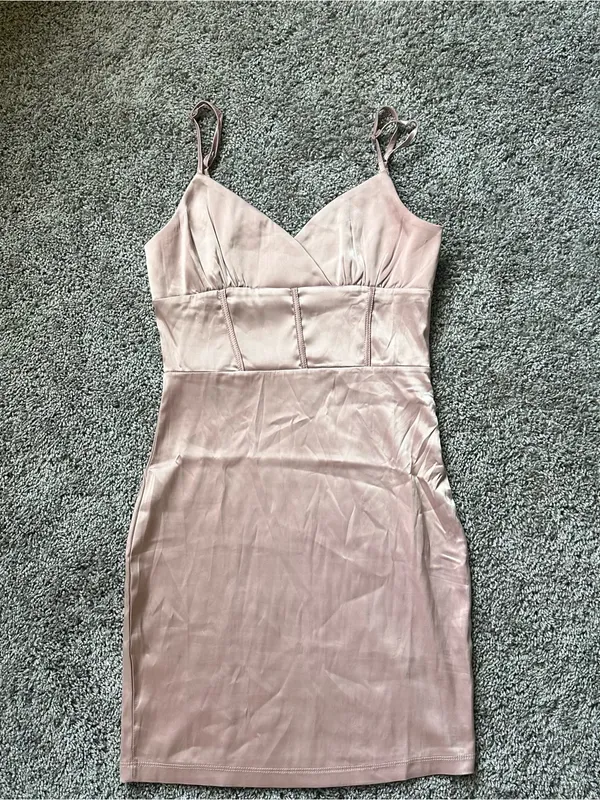 Tic Toc Satin Spaghetti-Strap Mini Dress in Dusty Rose - Image 4