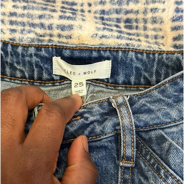 Cleo + Wolf Women’s Jeans Shorts Size 25 - Image 10