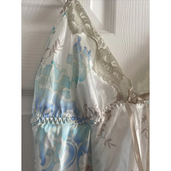 California Dynasty Floral Satin Chemise Nightgown Women Dainty Size Medium Slip - Image 2