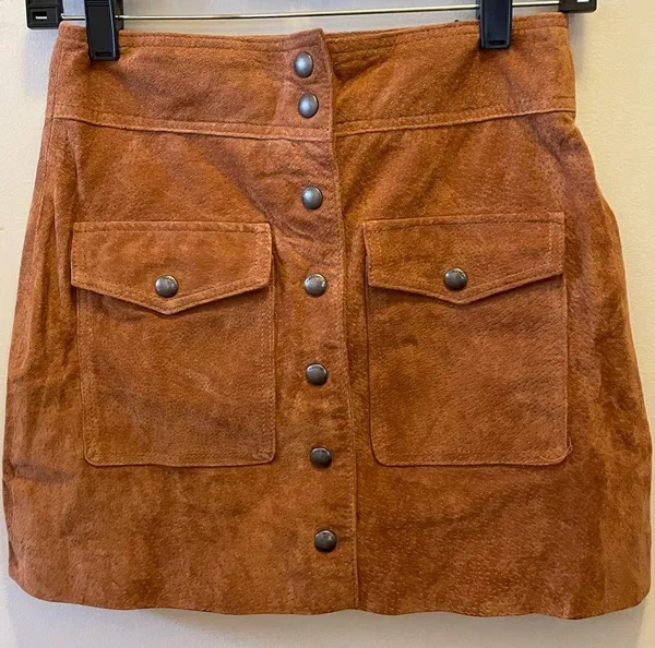 NWT BLANK-NYC Button Front Mini Skirt - Image 2