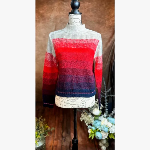 Red Ombre Long Sleeve Mock Neck Soft American Eagle Outfitters Sweater size M - Image 9