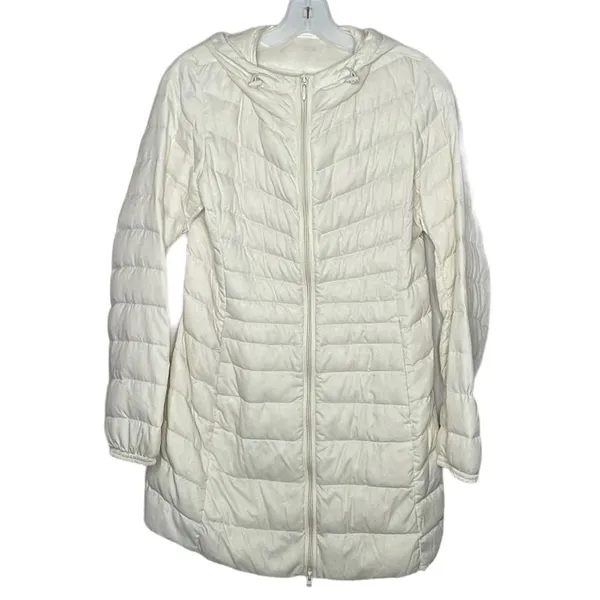 Uniqlo Down Filled‎ Hoody Coat - Image 2