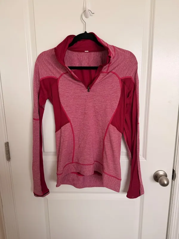 Lululemon Run For Gold 1/2 Zip Size 6 - Image 3