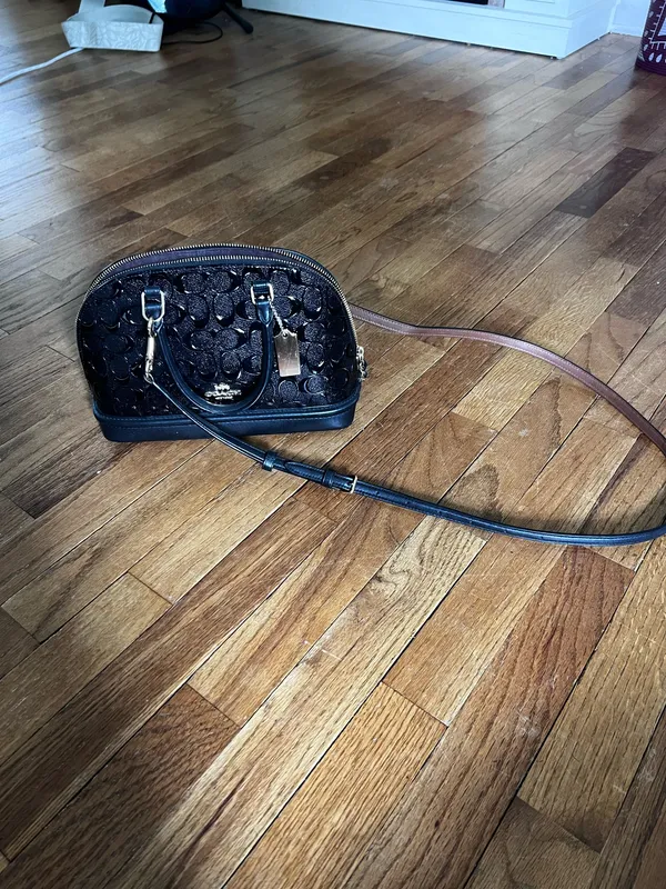 Coach Bag Crossbody Signature Black - Image 6