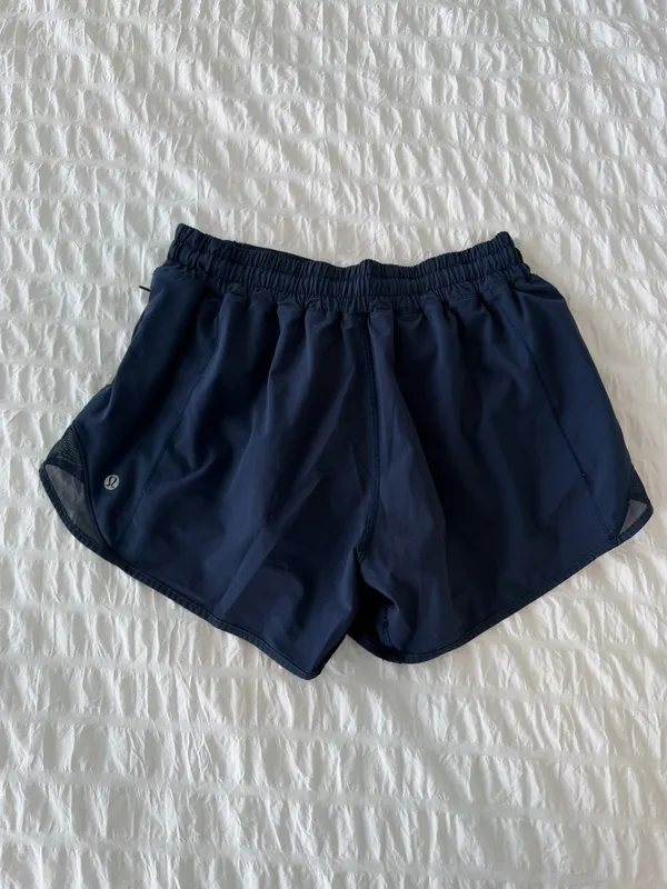 Lululemon Hotty Hot Shorts - Image 3