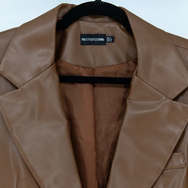 Pretty Little Thing Faux Vegan Two Button Blazer Jacket Brown 0 - Image 2