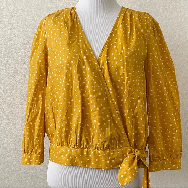 Madewell Wrap Top in Star Golden Yellow Scatter Print M - Image 3