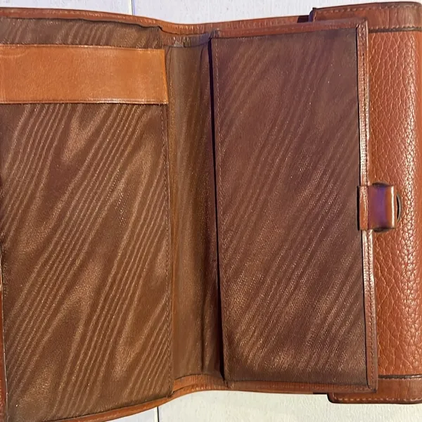 Vintage Dooney & Bourke Caramel Brown Leather Wallet - Image 10