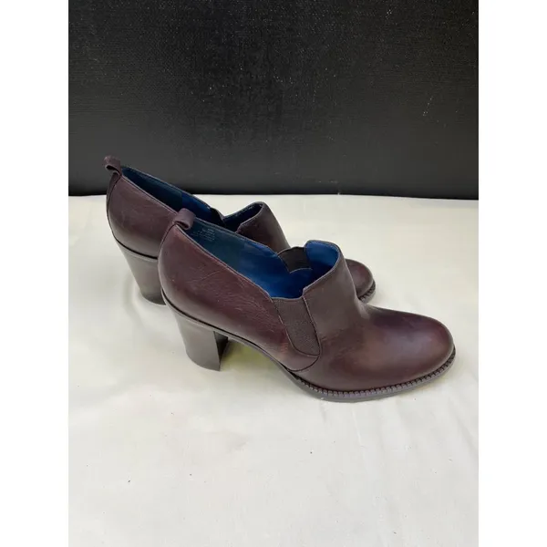 Tommy Hilfiger Women's Brown Leather Slip on Shoes/Heels 3.5" size 9.5 SKU 5818 - Image 3