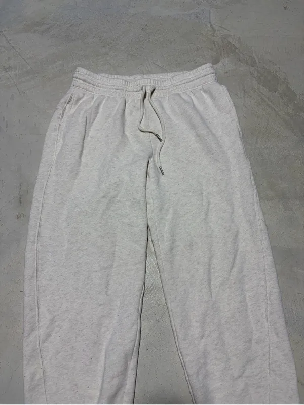 Aerie cream Cozy Jogger Sweatpants small - Image 2