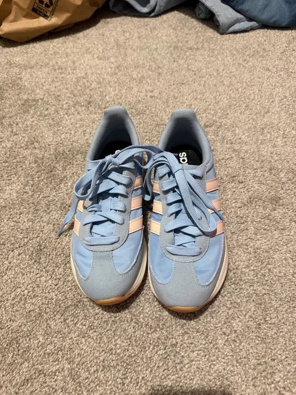 Adidas Women's Blue and Pink run 70s retro sneaker - Image 5