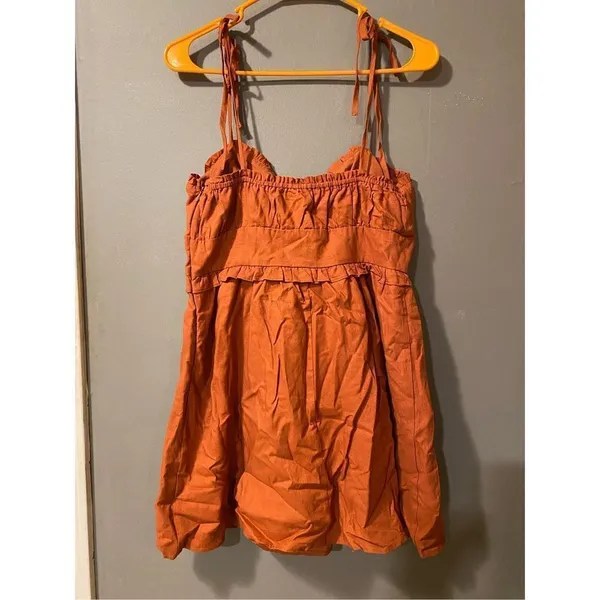 Forever 21 Auburn Woven Spaghetti Strap Tie Mini Dress Size Medium NWT - Image 2