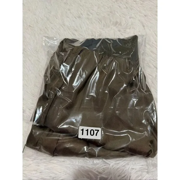 Cinq a Sept Giles Twill Cargo Joggers Cupro in Olive Medium - Image 10