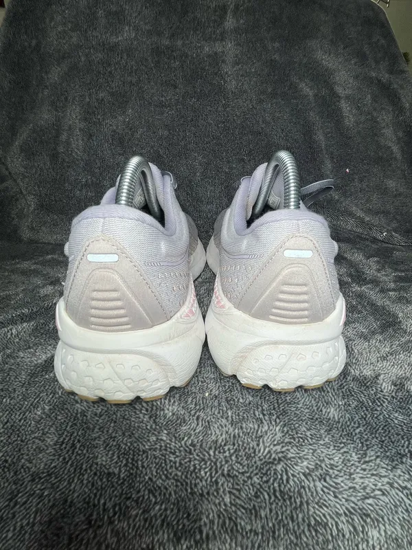 Brooks Adrenaline GTS 21 Women's Size 10 Lavender Purple Running Shoes 1203291B675 - Image 4