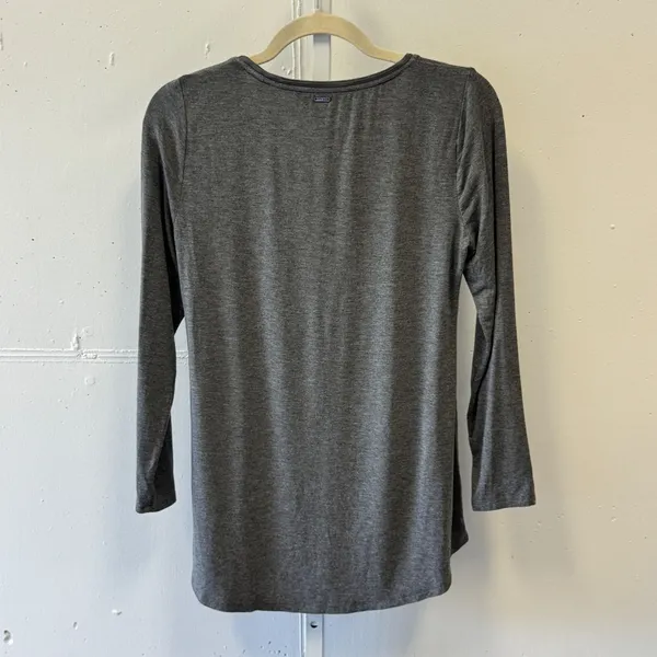 White House Black Market Gray Scoop Neck Long Sleeve Top Petite Small SP‎ Soft - Image 2
