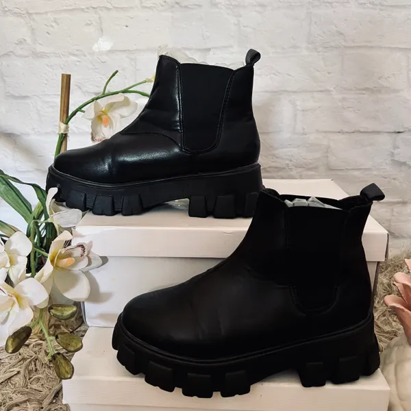 Boutique Lug Sole Boots - Image 6