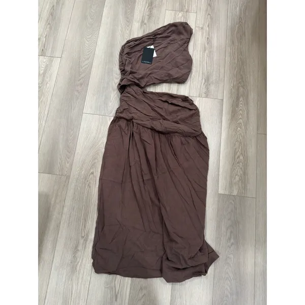 4th & Reckless Yara Maxi Linen Blend Chocolate Ruched Cutout Dress NWT Large - Image 2