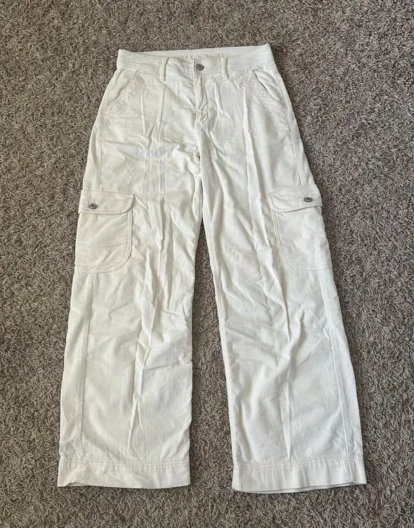 American Eagle Cargo Pants - Image 3
