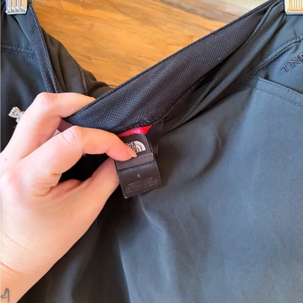 The North Face Women’s Skort size 6 - Image 4