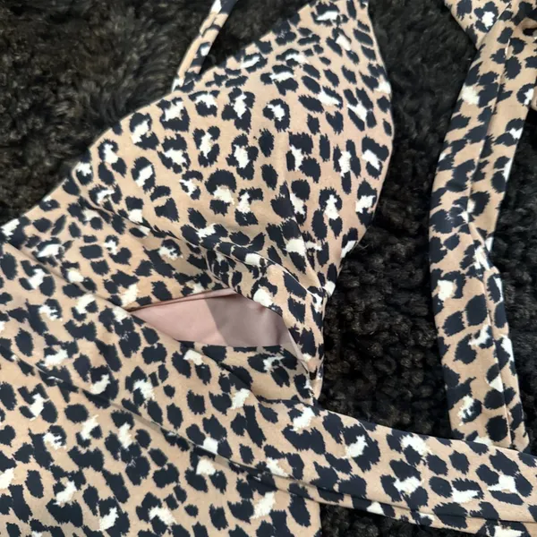 Aerie Wrap One Piece Swimsuit Size Medium Leopard Print - Image 4