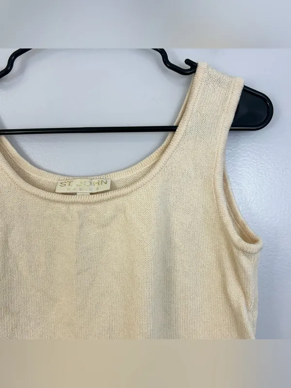 St John Basics Ivory Sleeveless Pullover Tank Blouse Size 6 - Image 4