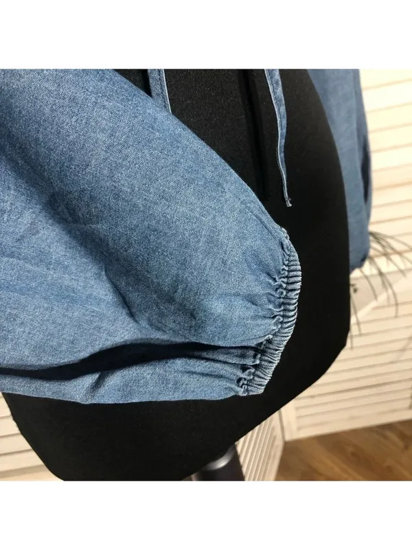 Forever 21 Chambray Blue Cropped Long Sleeve Top Small - Image 9