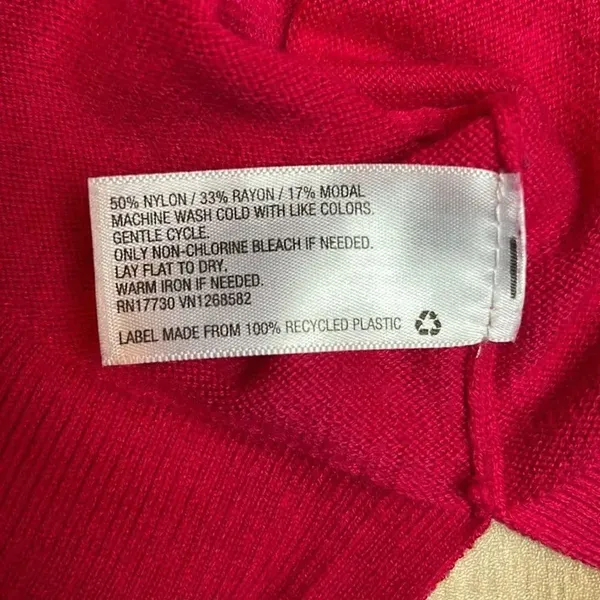 A New Day hot pink vneck sweater. Size Large. - Image 4