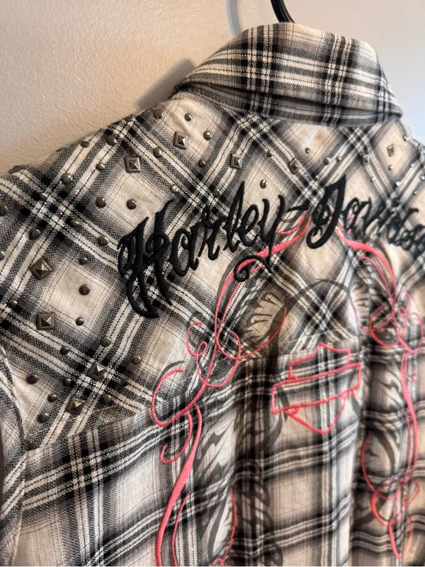 Harley-Davidson Womens 1W Plaid Sleeveless Studded Embroidered Snap‎ Shirt - Image 9