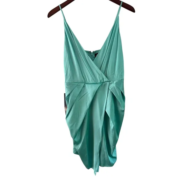 Bebe Mini Dress Sleeveless V-Neck Ruched Cocktail Party Dress‎ - Image 8