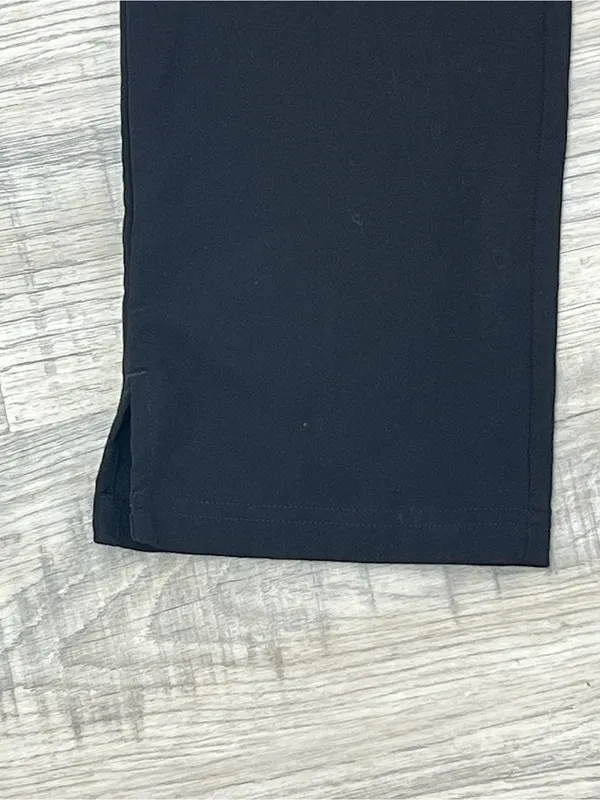 FIGS Technical Collection Women’s Black Cargo Scrub Pants  Small Petite - Image 2