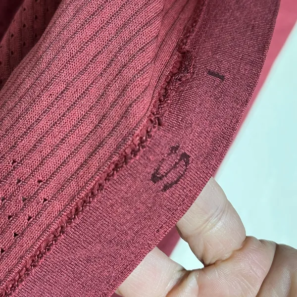 Lululemon‎ Swiftly Tech Long Sleeve Crewneck Red Small - Image 5