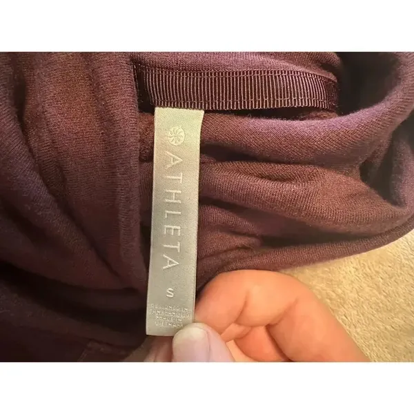 Athleta Oversized Sweatshirt Top Size Small Turtleneck Loose Warm Athleisure - Image 3