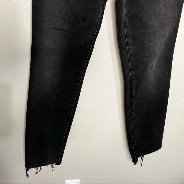 Good American‎ Good Classic Straight Step Hem High-Rise Washed Black Denim Jeans - Image 4