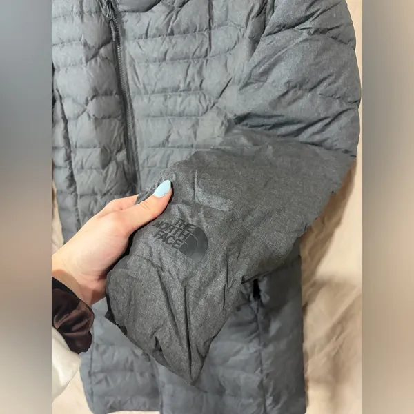 North face long jacket - Image 3