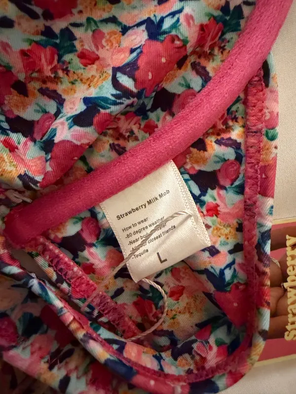 NEVER WORN NWT Strawberry Milk Mob Mars Top and Mars Bottom Set Both Size Large - Image 4