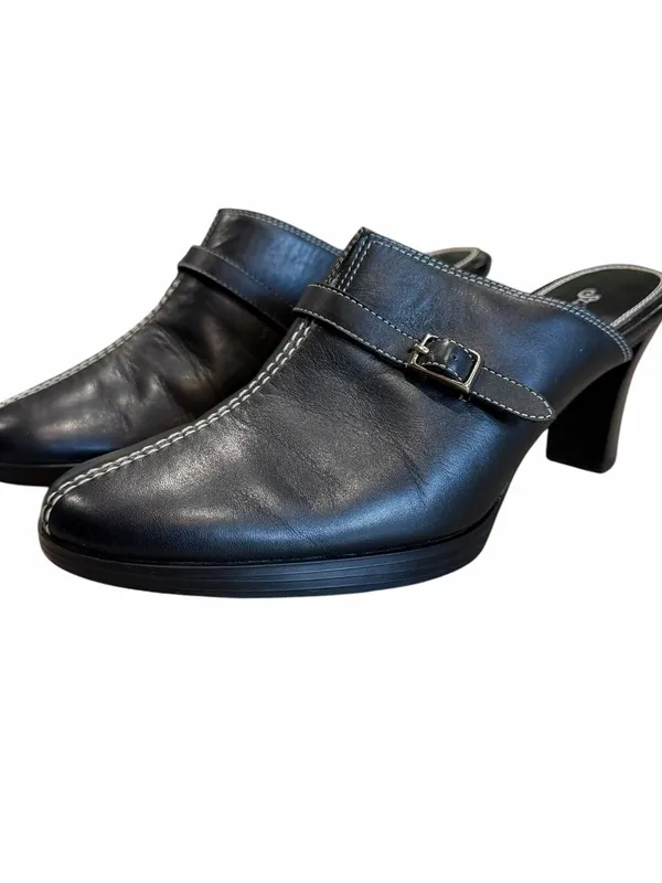 St John’s Bay Y2K Leather Shoes Size 8 Black Mules Clogs Buckle Office Neutral - Image 2