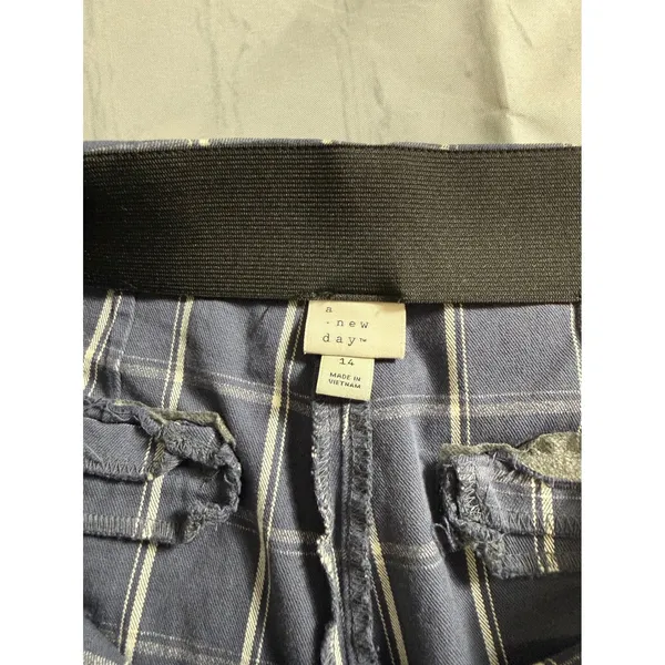 A‎ New Day Plaid Pants Sz 14 Navy Blue Windowpane Stretch Pull On Trousers Work - Image 5