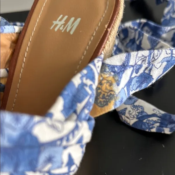 H&M Elegant Blue Patterned‎ Wedge Sandals Sz 37/6.5 - Image 12