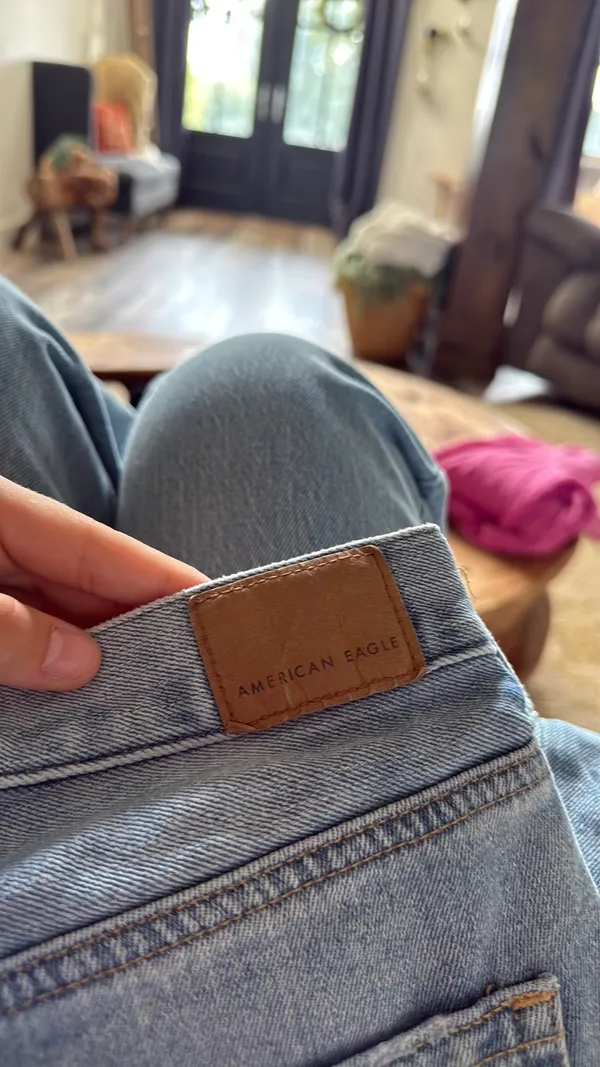 American Eagle Jeans - Image 4