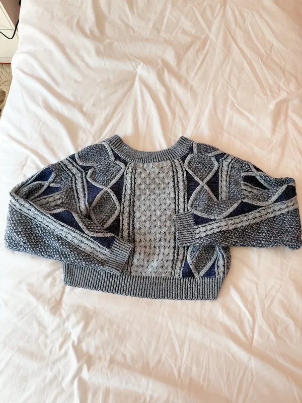 Willow & Wind Navy Blue Mixed Stitch Cropped Sweater Size XS - Image 2