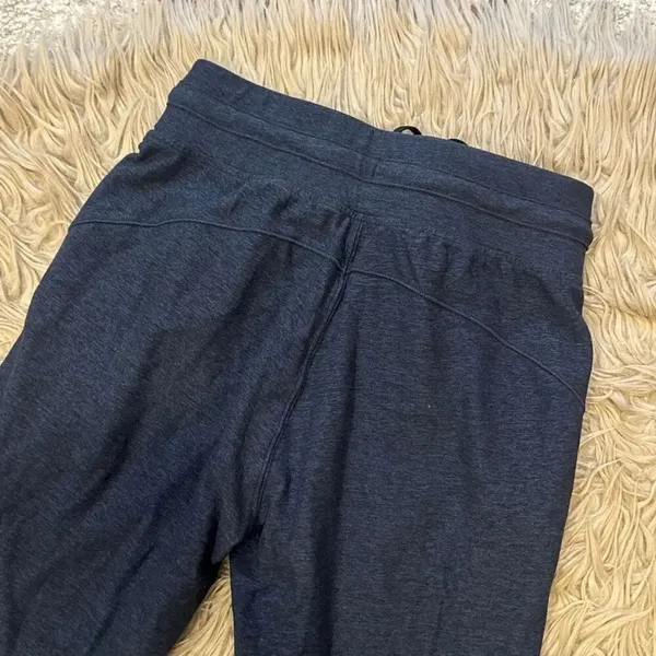 Lululemon Ready to Rulu Jogger Crop Sweats size 4 - Image 5