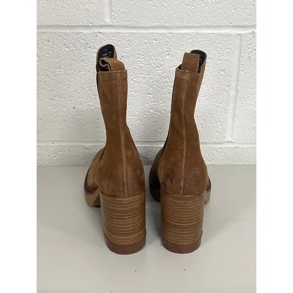 Vintage Foundry Co. Sz 8 Cognac Penelope Suede Leather Block Heel Chelsea Boots - Image 5