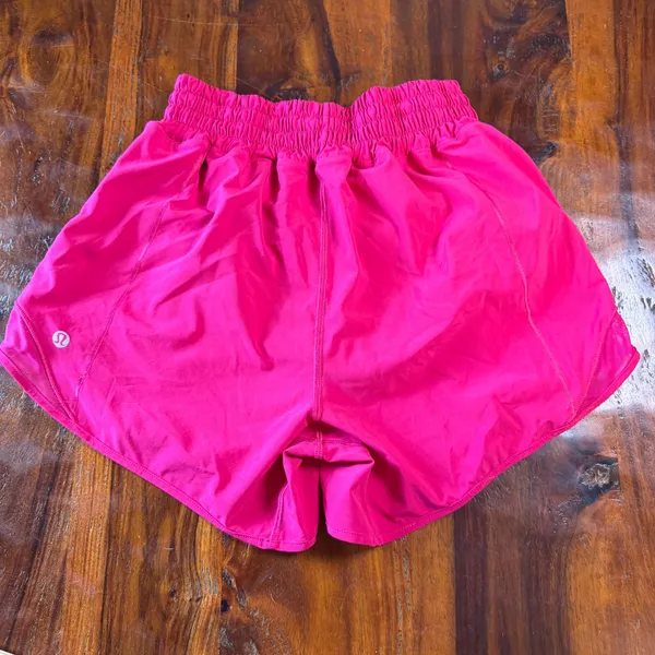 Lululemon Hotty Hot High-Rise Lined Shorts 2.5 Pink Size 2 - Image 6