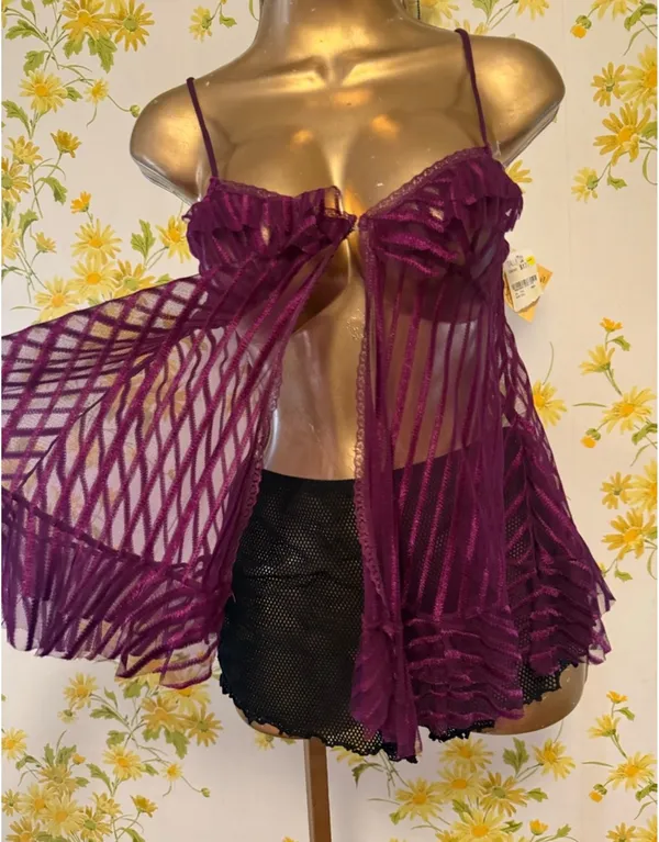 Sexy see through burgundy top size 32 - Image 11